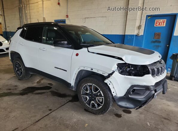 3C4NJDDN9ST564123 2025 JEEP COMPASS White 