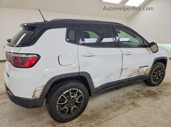 3C4NJDDN9TT187777 2026 JEEP COMPASS White Вид спереду