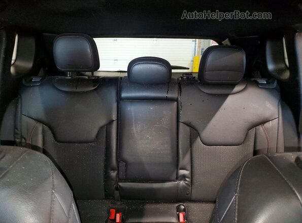 3C4NJDDNXST590374 2025 JEEP COMPASS Серебряный Вид задних сидений