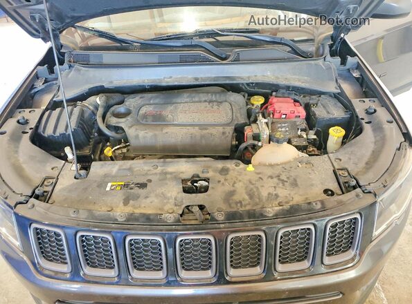 3C4NJDEB5MT591813 2021 JEEP COMPASS Gray Widok komory silnika