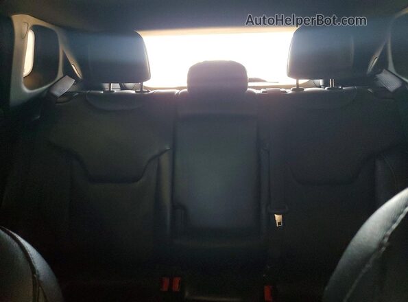 3C4NJDEB5MT591813 2021 JEEP COMPASS Gray Widok tylnych siedzeń