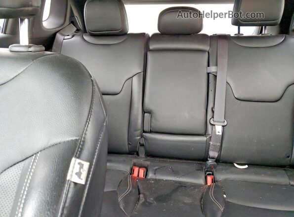 3C4NJDEB8MT513428 2021 JEEP COMPASS Белый Вид задних сидений