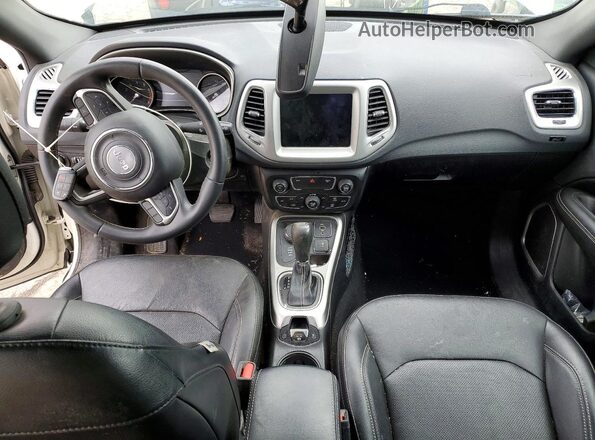 3C4NJDEB8MT513428 2021 JEEP COMPASS Белый Вид панели приборов