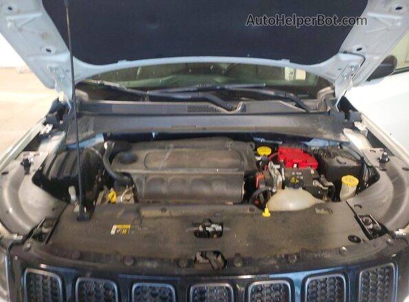 3C4NJDEB9MT592768 2021 JEEP COMPASS White Widok komory silnika