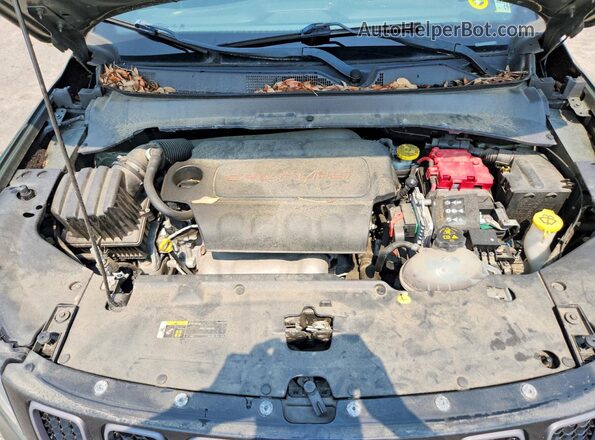 3C4NJDEBXMT532448 2021 JEEP COMPASS Зеленый Вид подкапотного пространства