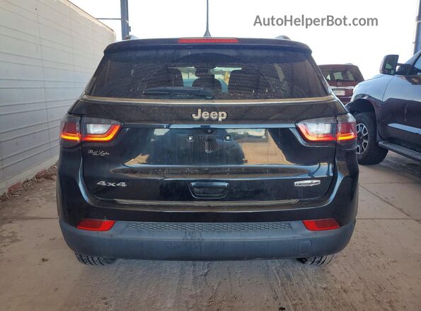 3C4NJDFB0NT144239 2022 JEEP COMPASS Black Widok z tyłu
