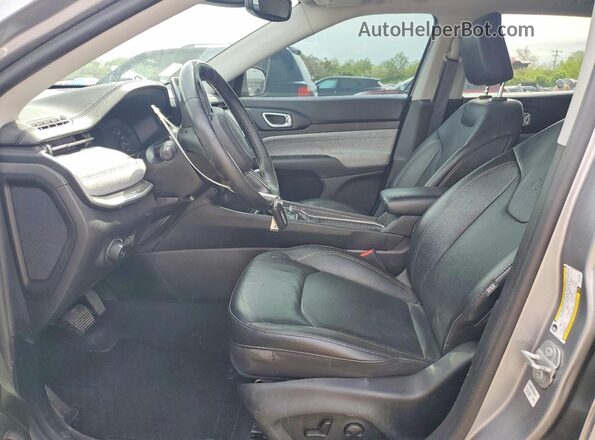 3C4NJDFB0NT210174 2022 JEEP COMPASS Silver Widok wnętrza z przodu