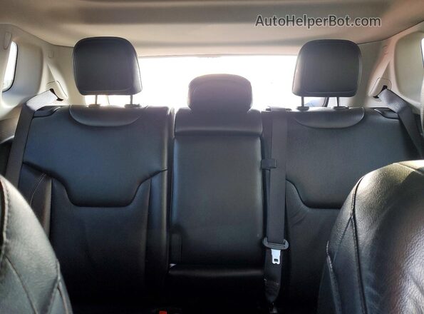 3C4NJDFB1NT168940 2022 JEEP COMPASS Gray Widok tylnych siedzeń