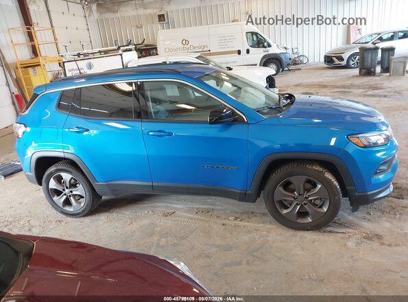 3C4NJDFB5NT133012 2022 JEEP COMPASS Blue Rear interior view