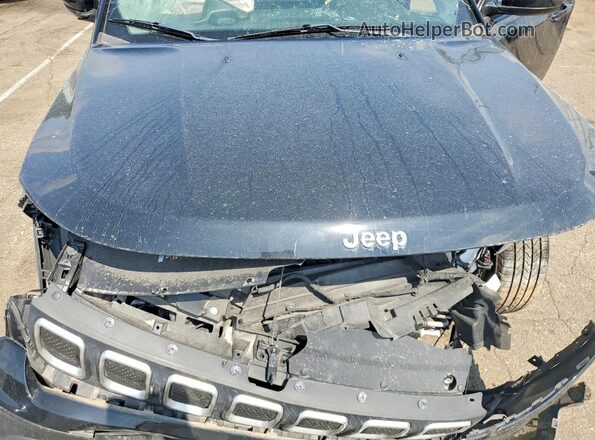 3C4NJDFB6NT127929 2022 JEEP COMPASS Black Engine compartment view