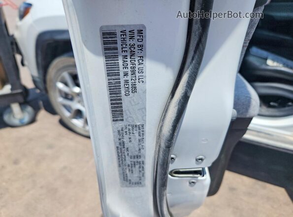 3C4NJDFB9NT218855 2022 JEEP COMPASS White VIN sticker view