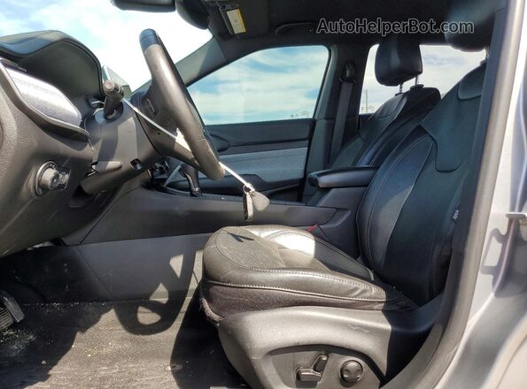 3C4NJDFN1PT513705 2023 JEEP COMPASS Silver Vista interior delantera