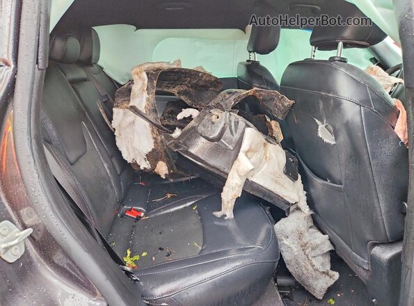 3C4NJDFN2PT556126 2023 JEEP COMPASS Серый Вид задней части салона