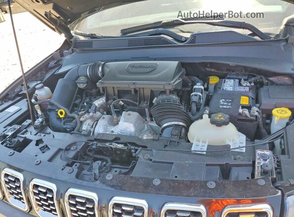 3C4NJDFN3PT571153 2023 JEEP COMPASS Charcoal Vista interior trasera