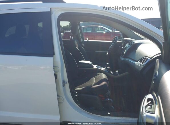 3C4PDCAB1HT507458 2017 DODGE JOURNEY White Vista interior delantera