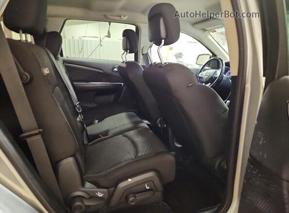 3C4PDCAB1JT212351 2018 DODGE JOURNEY Серебряный Вид задней части салона
