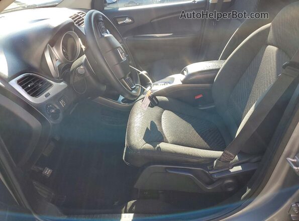 3C4PDCAB1LT199359 2020 DODGE JOURNEY Серебряный Вид салона спереди