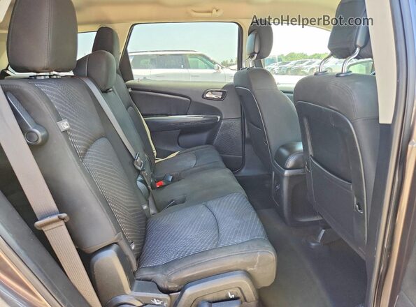 3C4PDCAB4LT276743 2020 DODGE JOURNEY Silver Widok wnętrza z tyłu