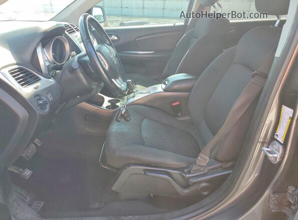 3C4PDCAB7JT521578 2018 DODGE JOURNEY Gray Front interior view
