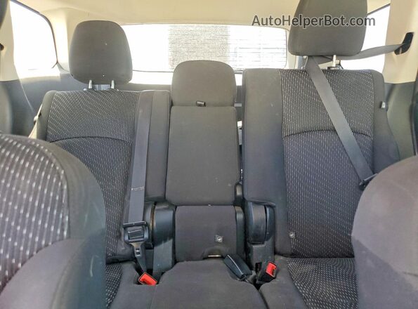 3C4PDCBBXJT242415 2018 DODGE JOURNEY White Vista de los asientos traseros