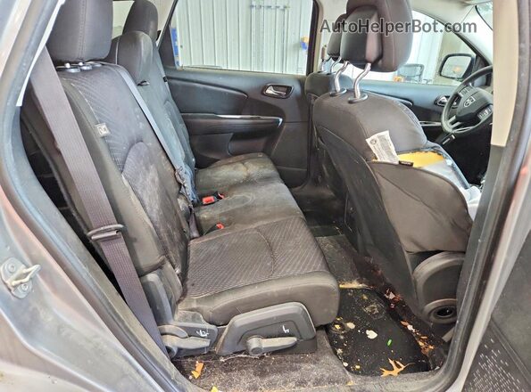 3C4PDCBG2HT536705 2017 DODGE JOURNEY Silver Widok tylnych siedzeń