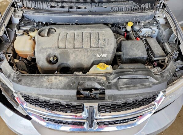 3C4PDCBG2HT536705 2017 DODGE JOURNEY Silver Widok wnętrza z tyłu