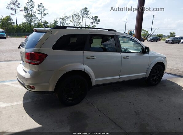 3C4PDCBG2HT706089 2017 DODGE JOURNEY White Widok wnętrza z tyłu