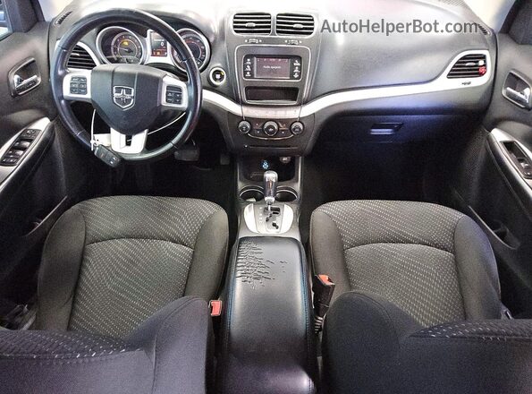 3C4PDCBG6JT514373 2018 DODGE JOURNEY Red Vista del salpicadero