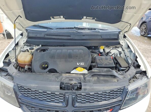 3C4PDCBG7JT533689 2018 DODGE JOURNEY White Engine compartment view