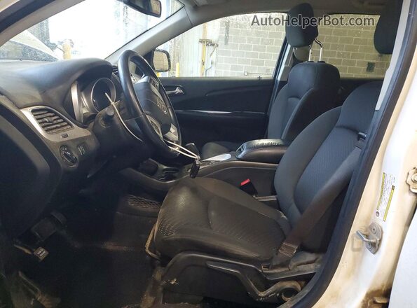 3C4PDCBGXKT778892 2019 DODGE JOURNEY Белый Вид салона спереди