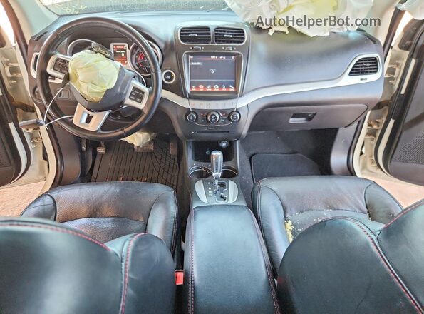 3C4PDCEG3KT680590 2019 DODGE JOURNEY White Widok deski rozdzielczej