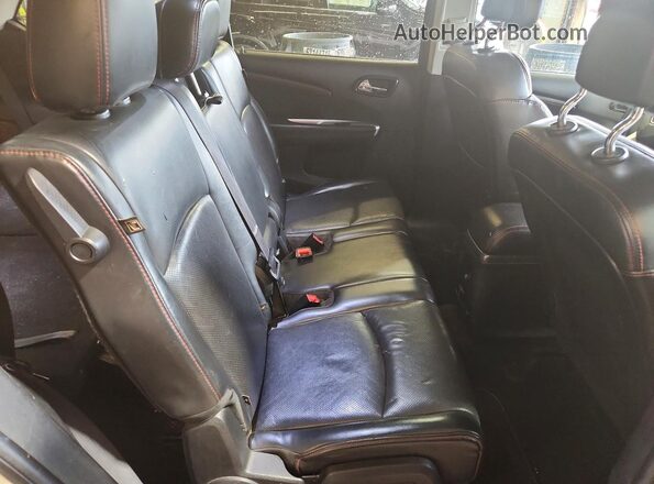 3C4PDCEG8GT223832 2016 DODGE JOURNEY White Widok wnętrza z tyłu