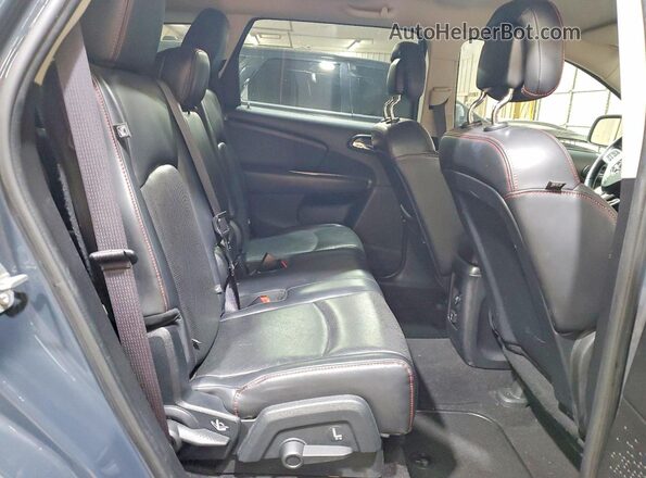 3C4PDCEG8HT576976 2017 DODGE JOURNEY Blue Widok wnętrza z tyłu