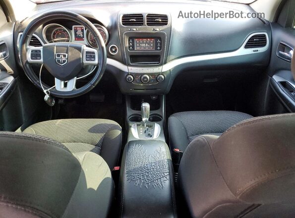 3C4PDCGB9HT582285 2017 DODGE JOURNEY Red Widok deski rozdzielczej