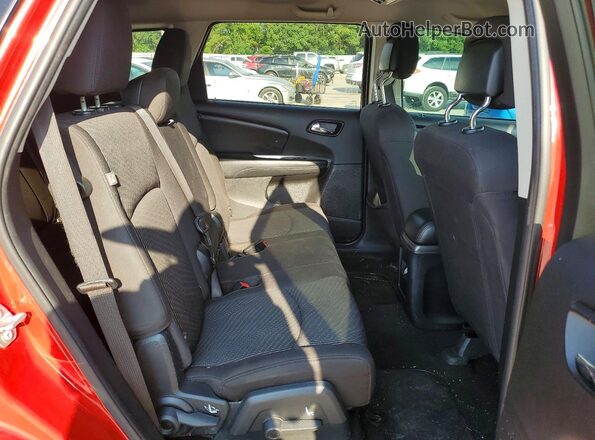 3C4PDCGB9HT582285 2017 DODGE JOURNEY Red Widok wnętrza z tyłu