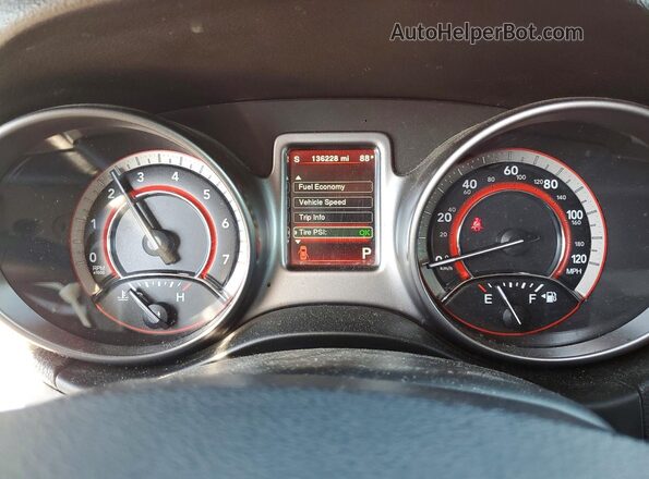 3C4PDCGG7JT379607 2018 DODGE JOURNEY Red Вид щитка приладів