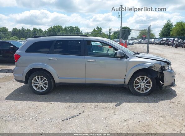 3C4PDDBG1HT540685 2017 DODGE JOURNEY Gray Вид задньої частини салону