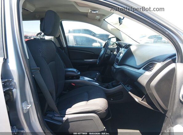 3C4PDDBG6HT578137 2017 DODGE JOURNEY Серый Вид салона спереди