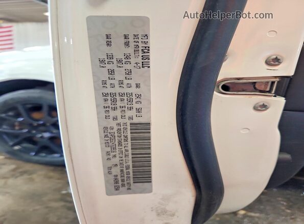 3C4PDDEG1HT639518 2017 DODGE JOURNEY White Engine compartment view