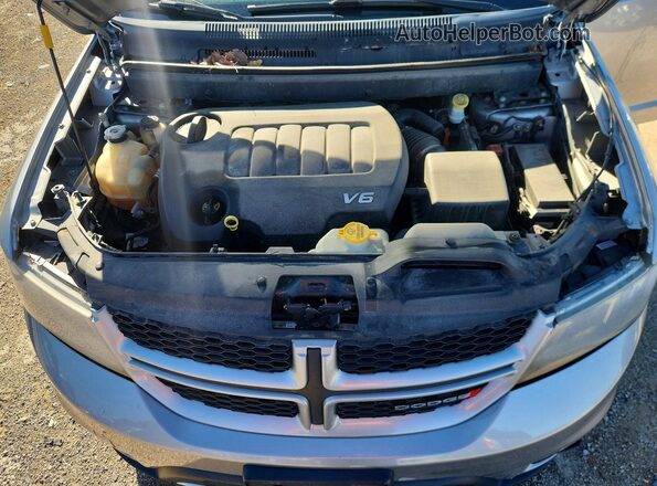 3C4PDDEG1JT389154 2018 DODGE JOURNEY Серебряный Вид задней части салона