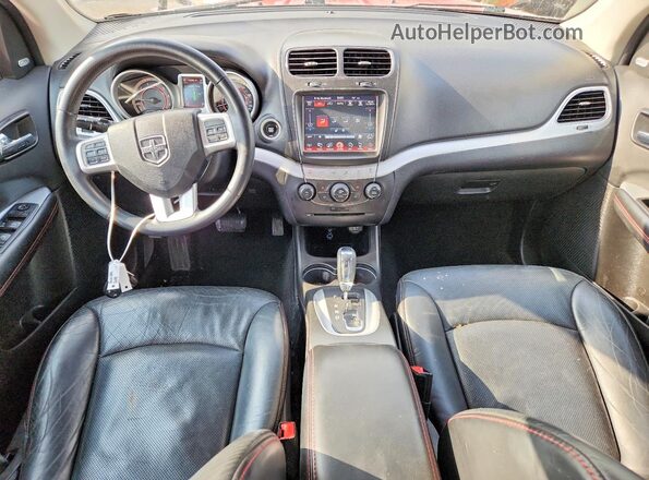 3C4PDDEG1JT390952 2018 DODGE JOURNEY Red Widok deski rozdzielczej