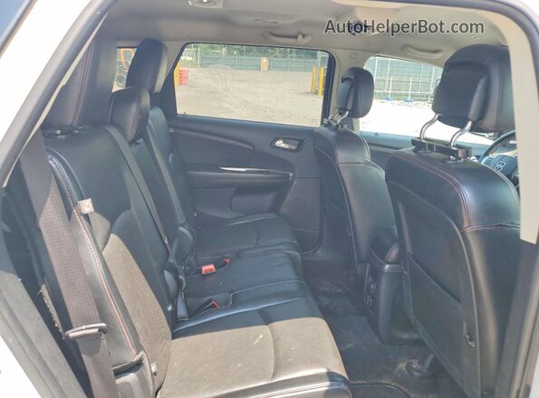 3C4PDDEG1JT523399 2018 DODGE JOURNEY White Вид задньої частини салону