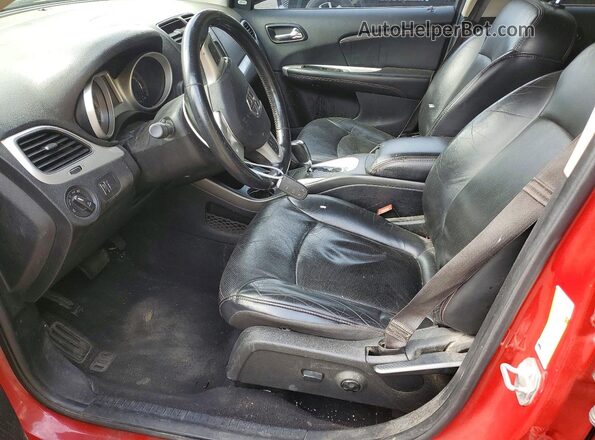 3C4PDDEG1KT738850 2019 DODGE JOURNEY Красный Вид салона спереди