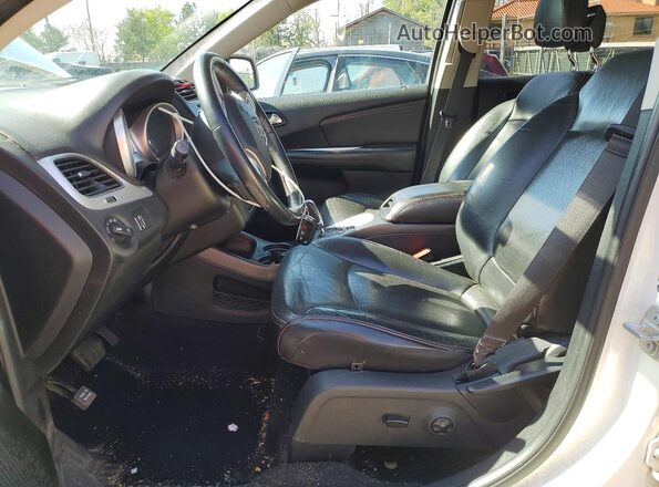 3C4PDDEG6JT389957 2018 DODGE JOURNEY Белый Вид салона спереди
