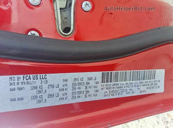 3C4PDDEG7JT323191 2018 DODGE JOURNEY Red VIN sticker view
