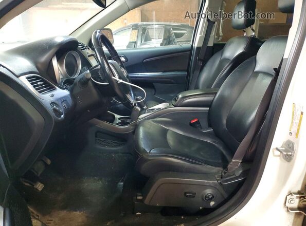 3C4PDDEG7KT784991 2019 DODGE JOURNEY Белый Вид салона спереди