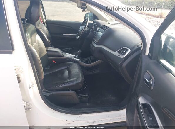 3C4PDDEGXJT463168 2018 DODGE JOURNEY White Widok wnętrza z przodu