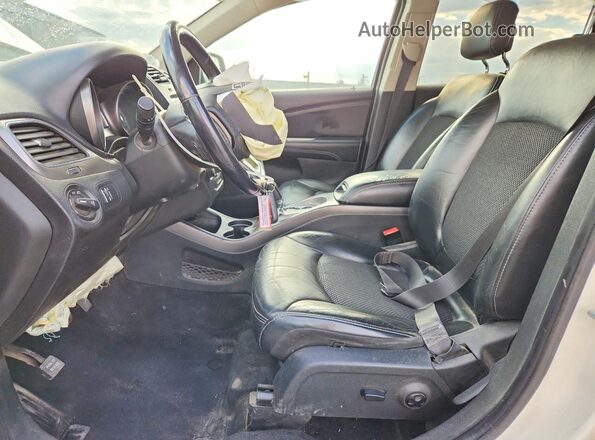 3C4PDDGG0JT156282 2018 DODGE JOURNEY White Widok tylnych siedzeń