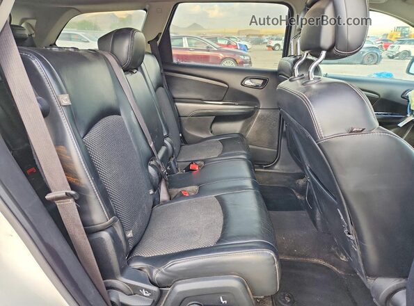 3C4PDDGG0JT156282 2018 DODGE JOURNEY White 