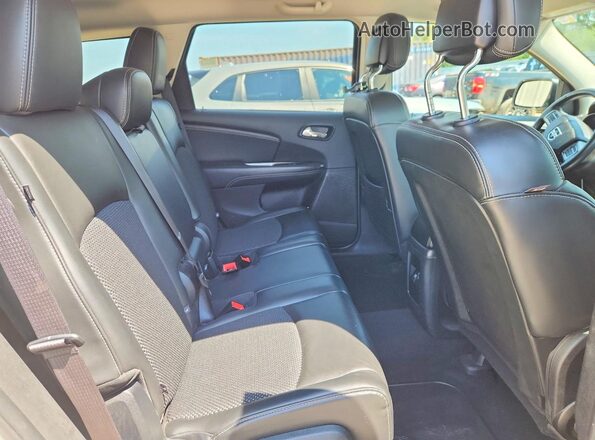 3C4PDDGG1GT189977 2016 DODGE JOURNEY White Вид задньої частини салону